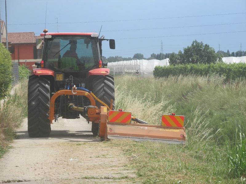 Broyeur TA/PS pour tracteur de 90 à 200 CV — vignette 3