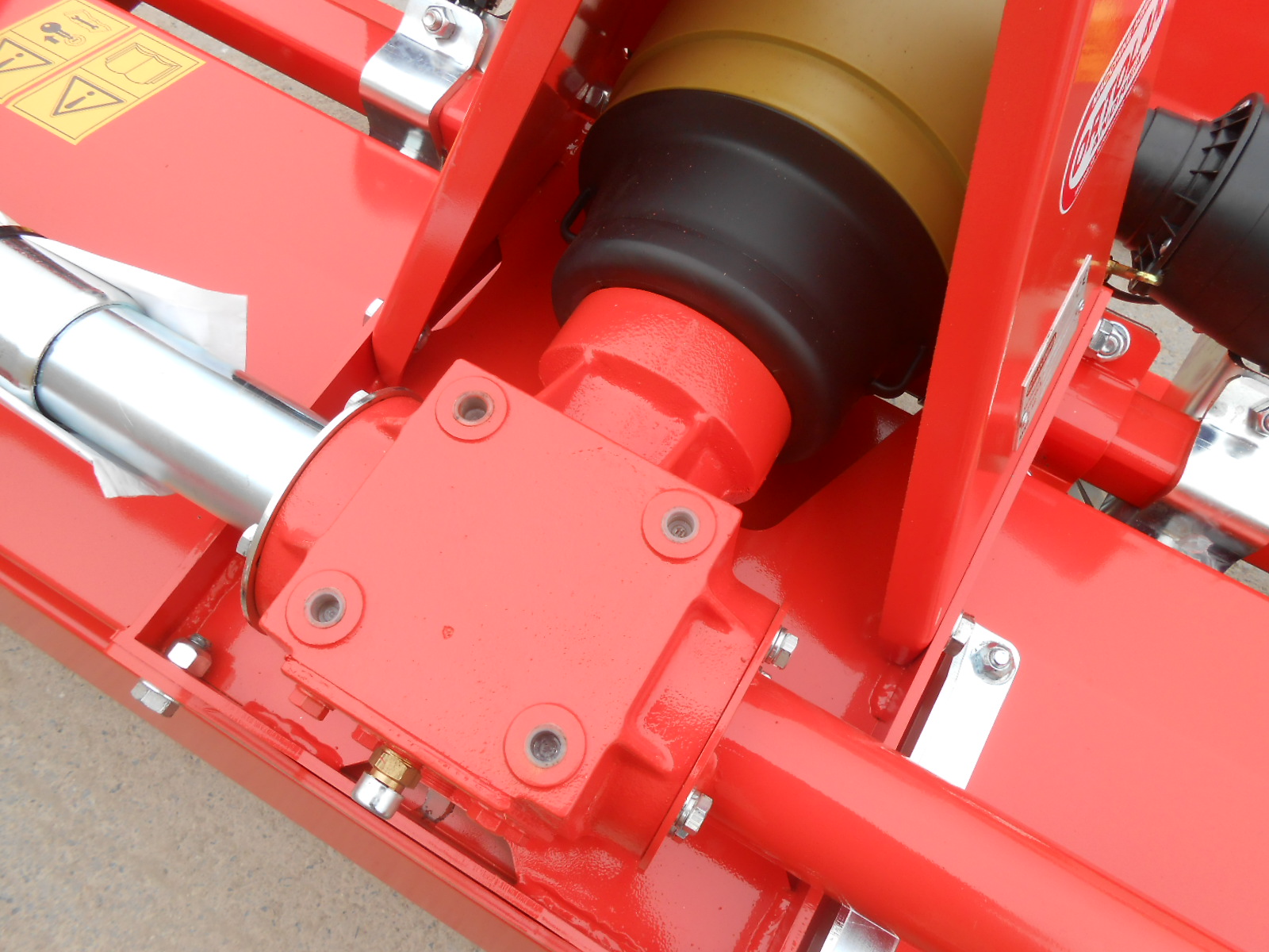 Fraise  pour tracteur de 15/40 CV (série ZE) — vignette 4