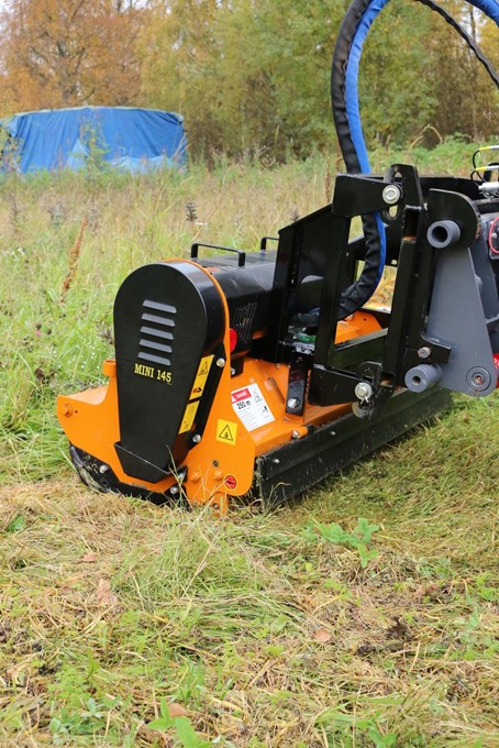 Tête de broyage hydraulique pour chargeur compact MINI/SSL — vignette 3