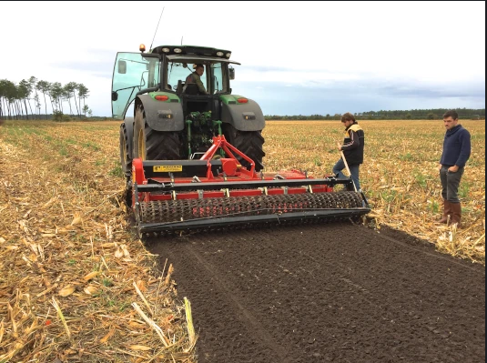 Enfouisseur de pierres fixe pour tracteurs de 80 à 160 CV (Série RSE) — vignette 5