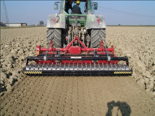 Enfouisseur de pierres fixe pour tracteurs de 90 à 180 CV (Série RSF) — vignette 3