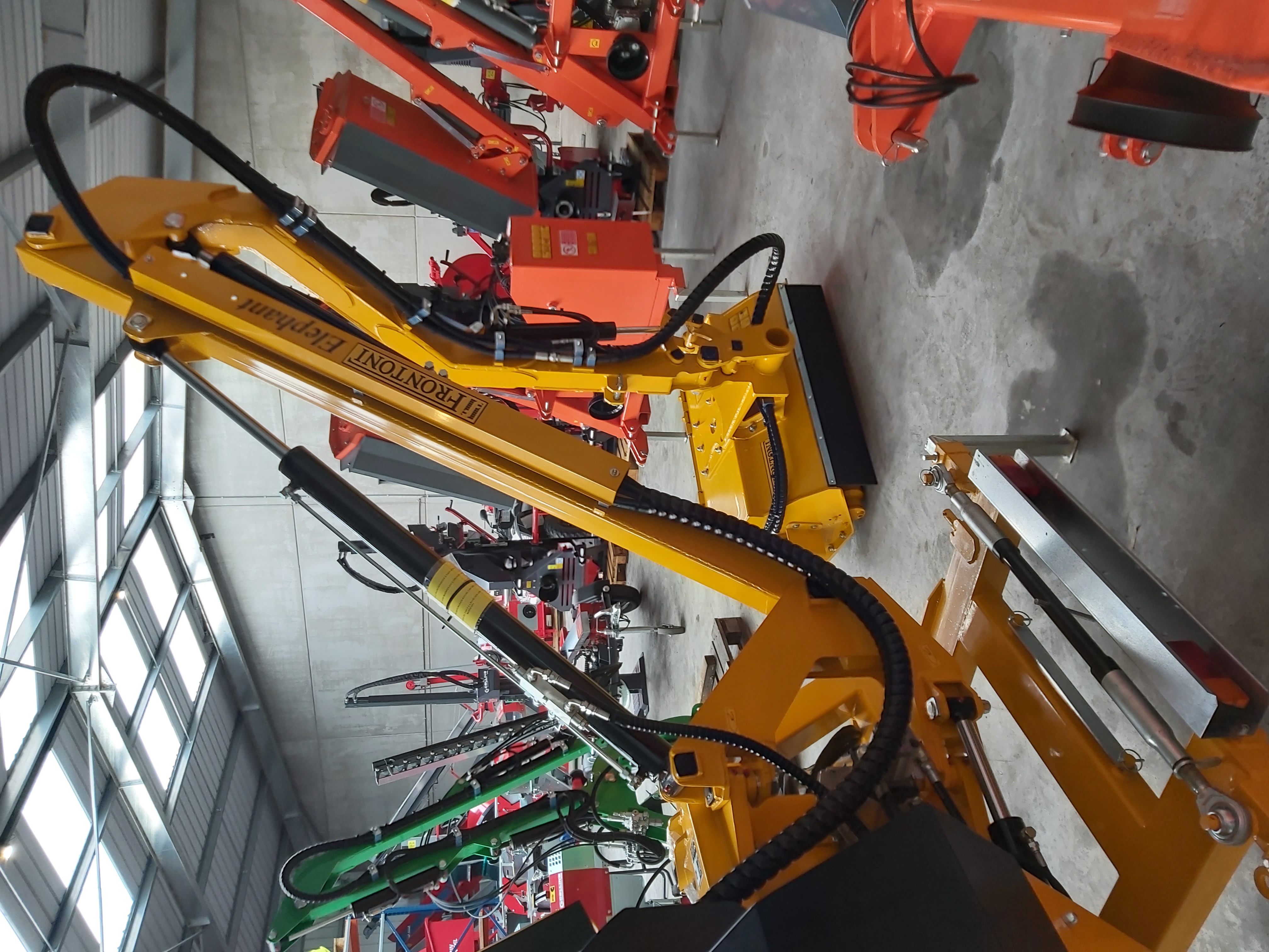 Débroussailleuse ELEPHANT pour tracteurs de 90 à 110 Cv — vignette 4