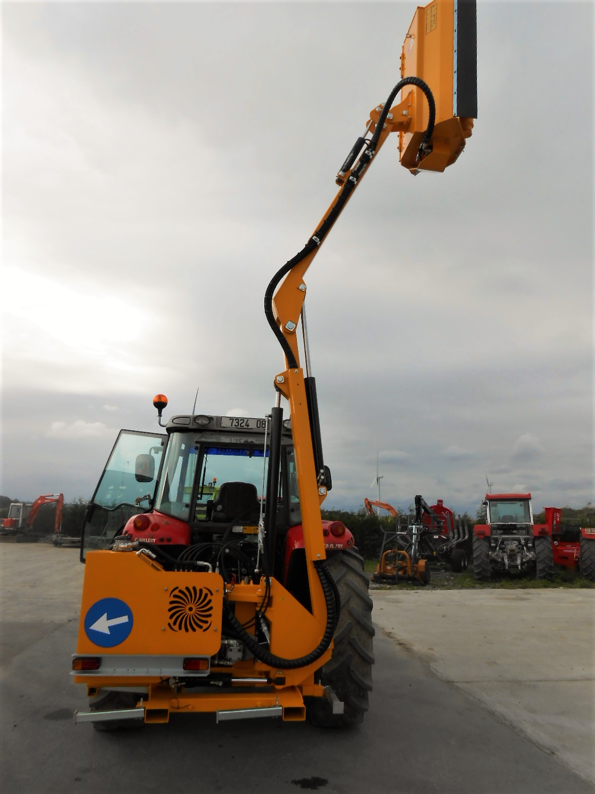 Débroussailleuse hydraulique DRAGON pour tracteur de 80 à 110 Cv — vignette 3